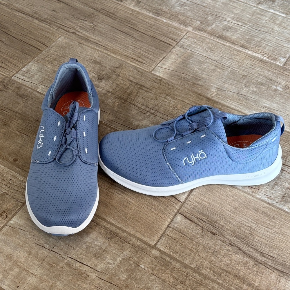 Ryka Women's Renew Recovery Washable Bungee Slip-On Sneakers in blue. NWOT.